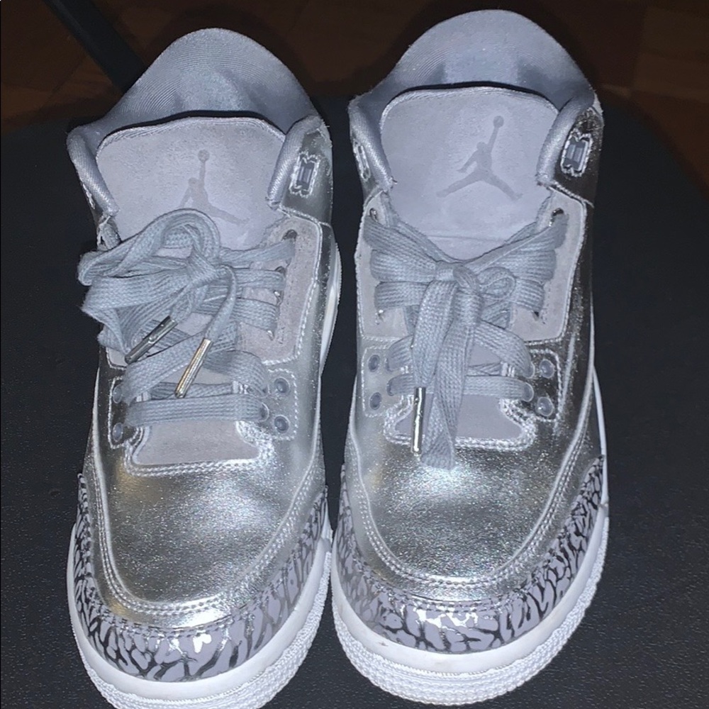 Chrome Jordan 3s